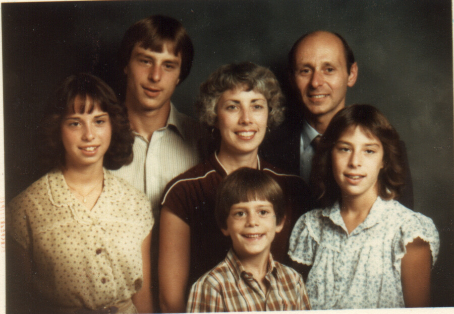 Fam_1980.JPG